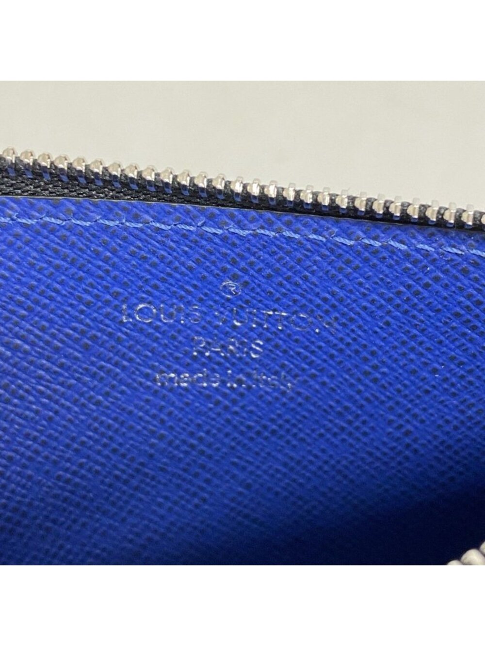 Louis Vuitton Coin Case Taigarama Card Holder Cobalt - Picture 4 of 6